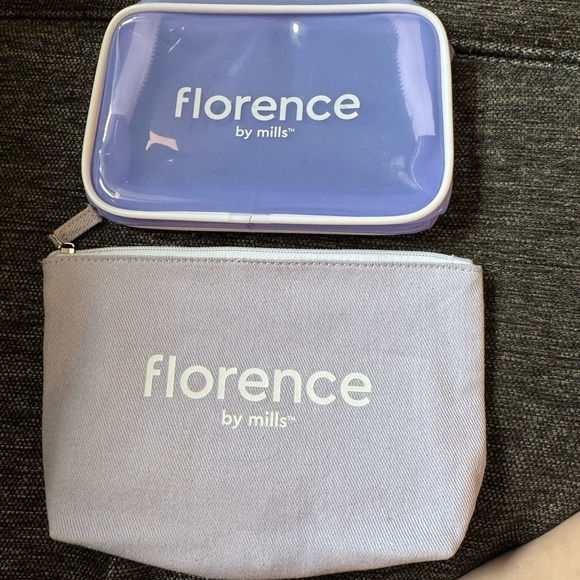 Lavender Cosmetic Bag Duo - Picture 1 of 9